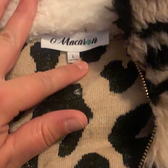 Pullover - Picture 3 of 5